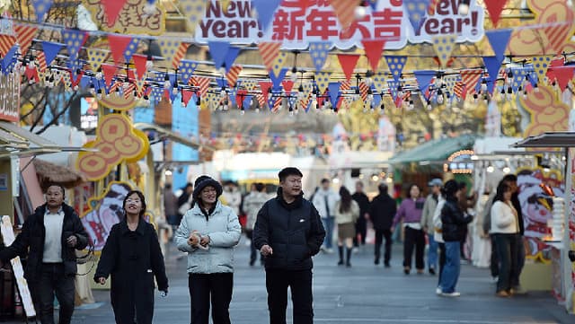 杭州市集经济学:如何通过“重复新闻”刺激消费