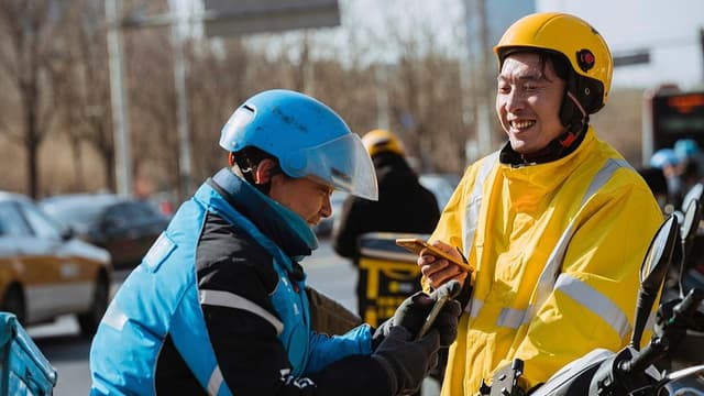 快递行业“反内卷”的真正挑战:如何在价位和价值之间找到平衡