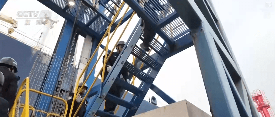 船未到、手续已办毕:洋浦港如何成就 "时间革命"