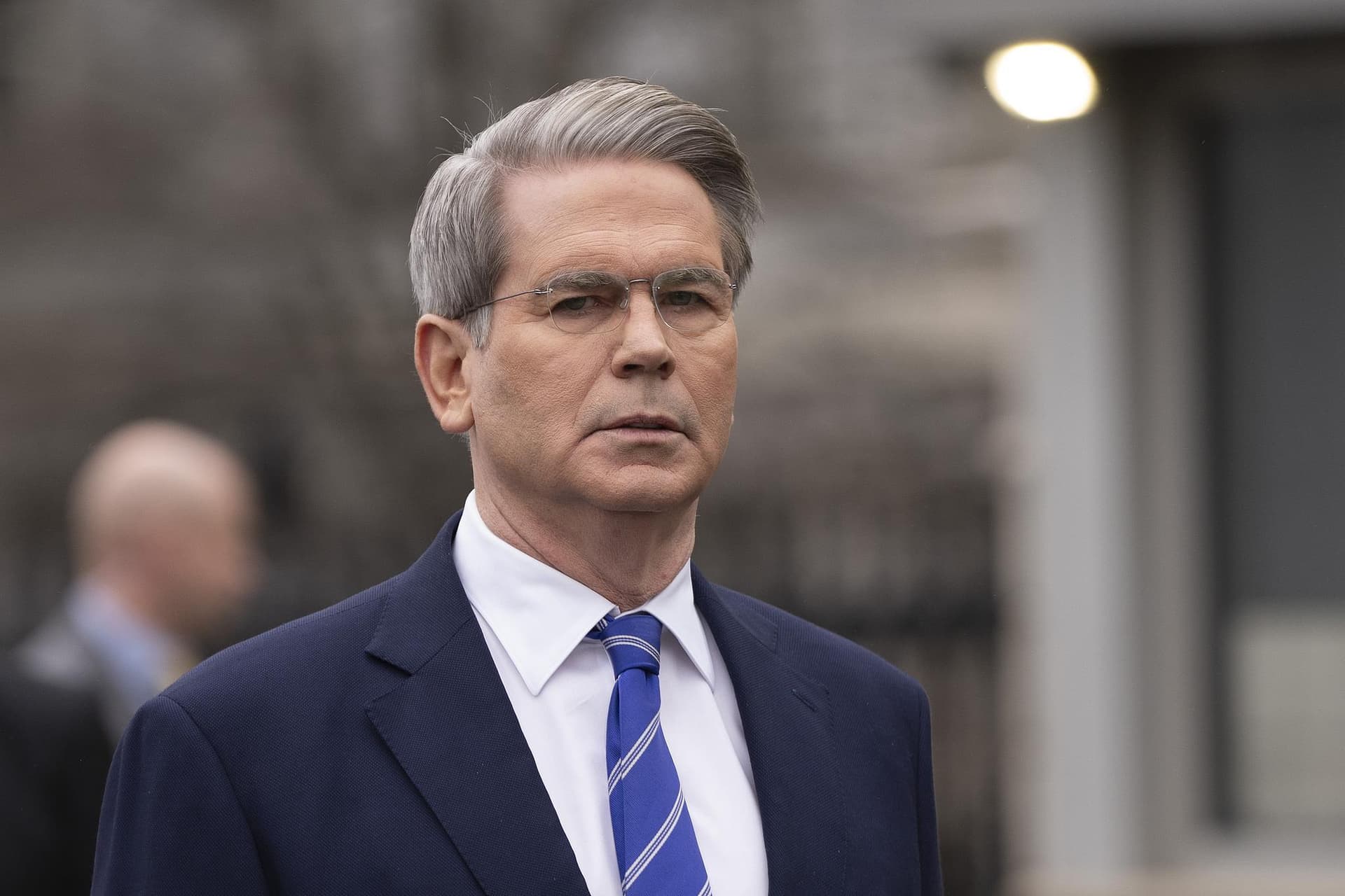 专家揭秘:美国财政部长取消访阿原因或与阿根廷经济转型有关